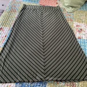 Old Navy Maxi Skirt 3XL